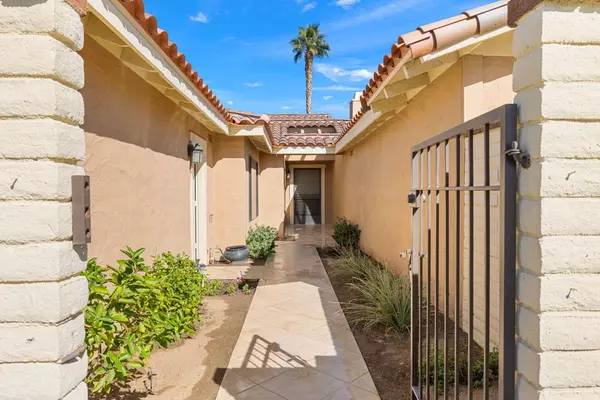 Palm Desert, CA 92260,352 Villena WAY