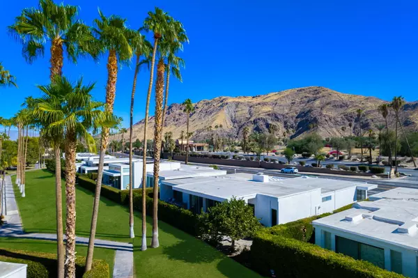 Palm Springs, CA 92264,962 E Murray Canyon DR