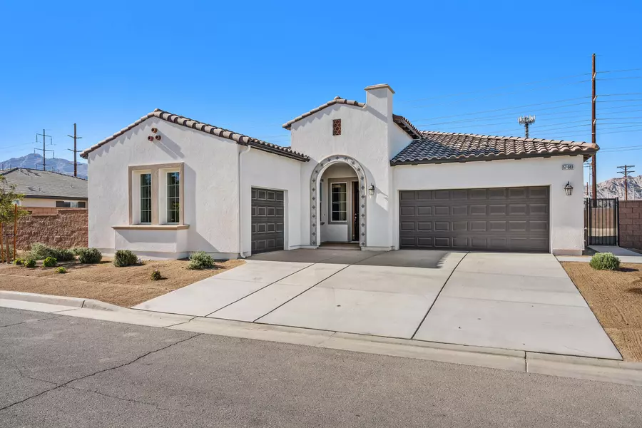 57683 Cantata DR, La Quinta, CA 92253