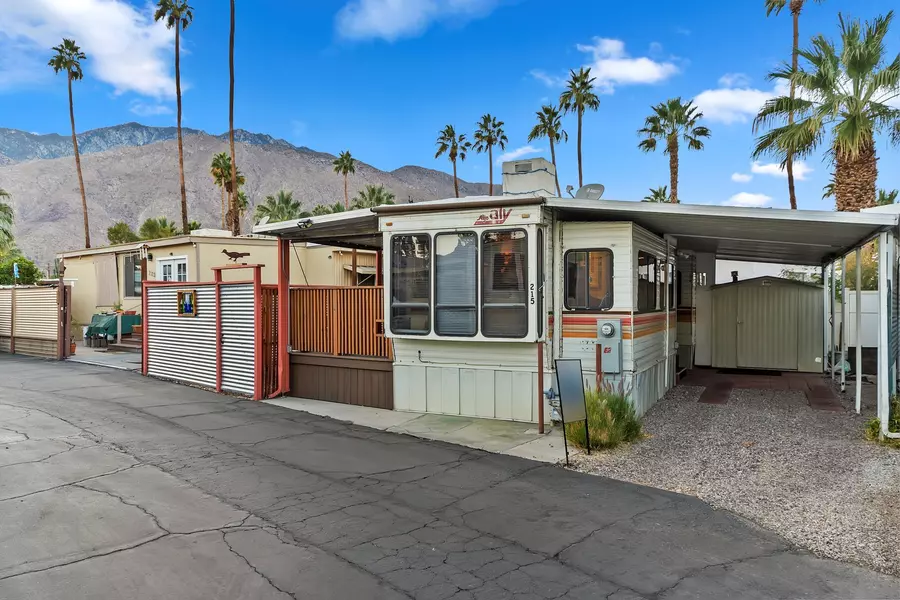 215 Pocahontas ST, Palm Springs, CA 92264