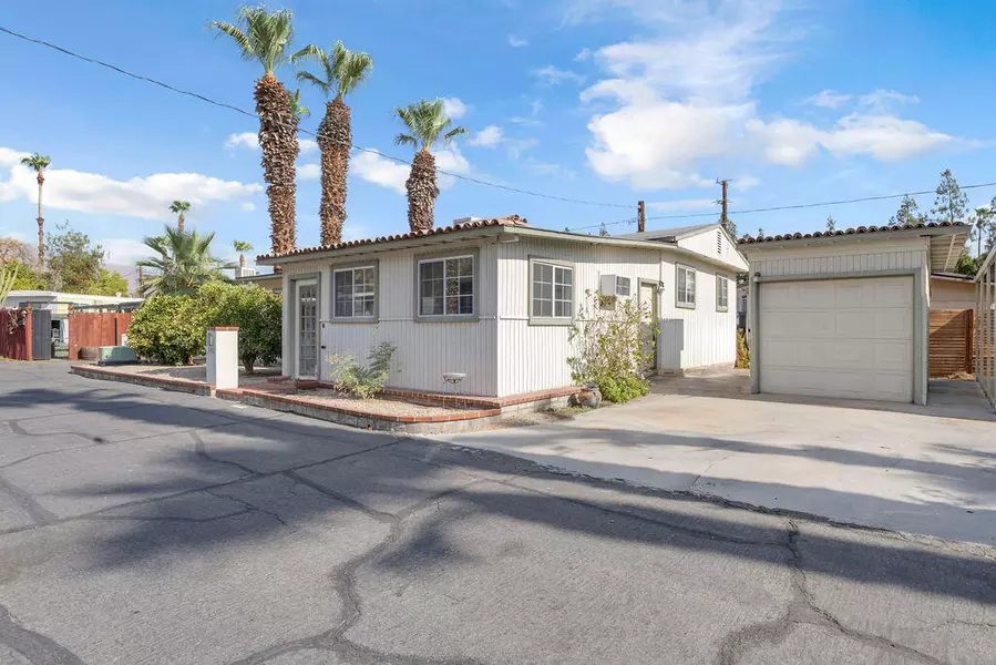 140 Jupiter ST, Palm Springs, CA 92264