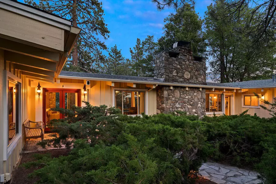 25630 Sunrise DR, Idyllwild, CA 92549