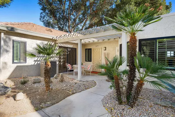 1725 N Via Miraleste #2119, Palm Springs, CA 92262