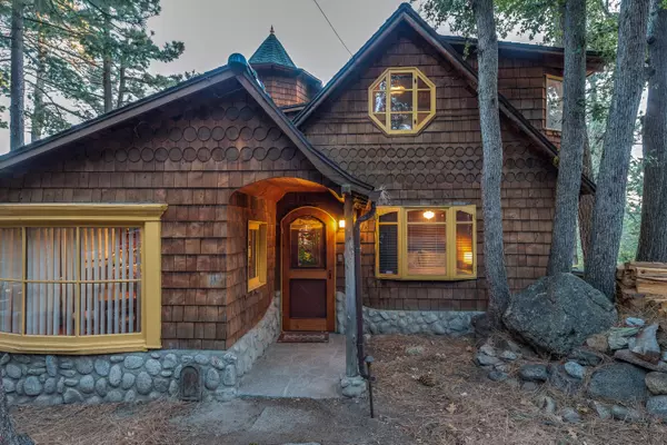 Idyllwild, CA 92549,53165 Mountain View DR