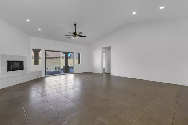 La Quinta, CA 92253,78542 Pompeii CT