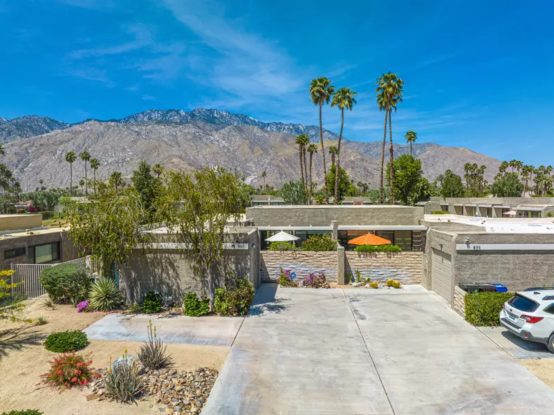 867 N Cerritos DR, Palm Springs, CA 92262