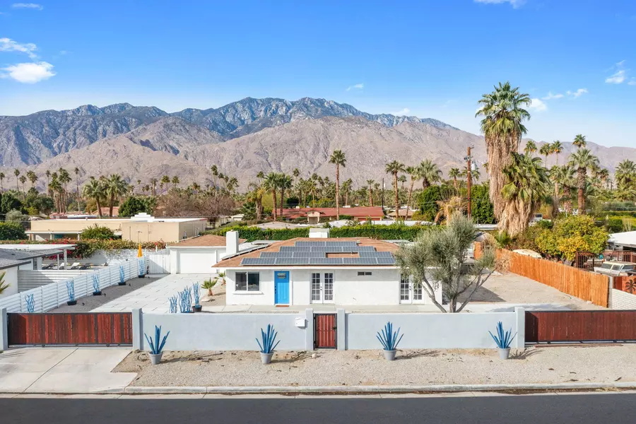 657 Highland DR, Palm Springs, CA 92264