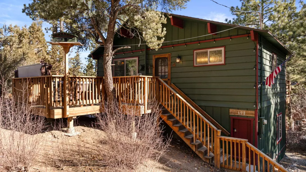 608 Kean WAY, Big Bear City, CA 92314