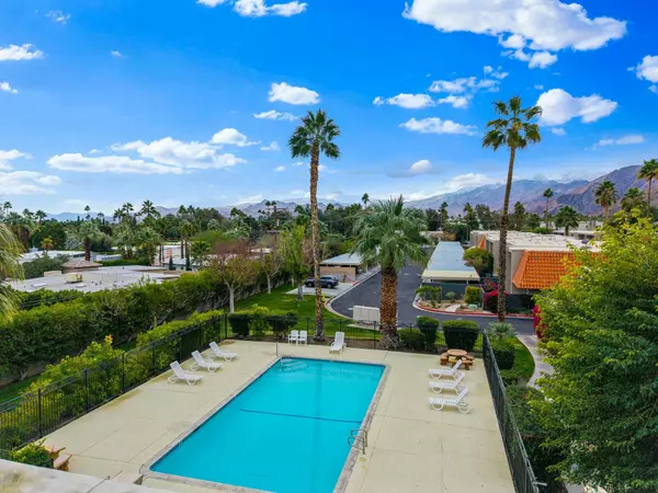 232 E Via Escuela #A, Palm Springs, CA 92262