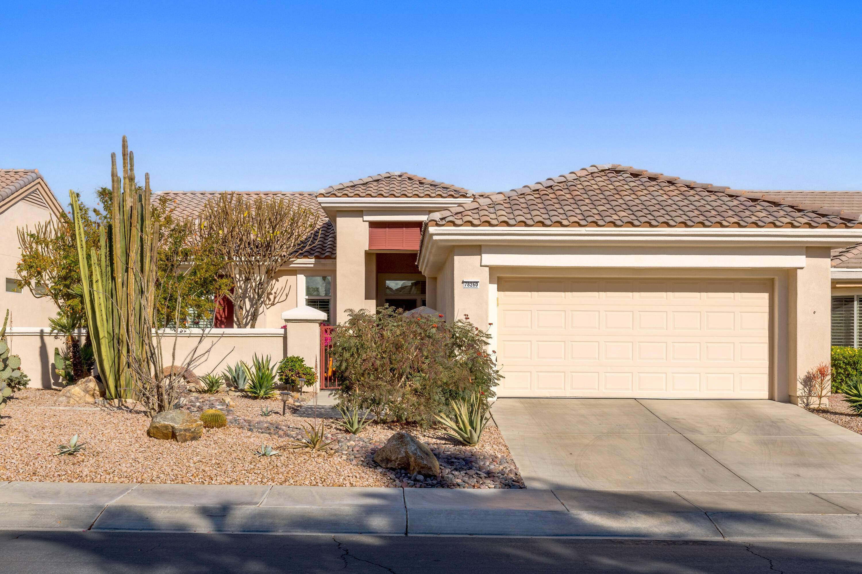 78260 Estancia DR, Palm Desert, CA 92211