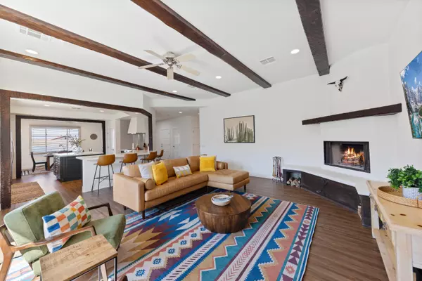 La Quinta, CA 92253,77755 Calle Temecula