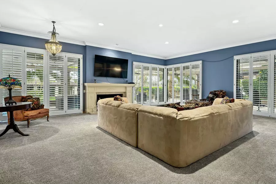 130 Columbia DR, Rancho Mirage, CA 92270