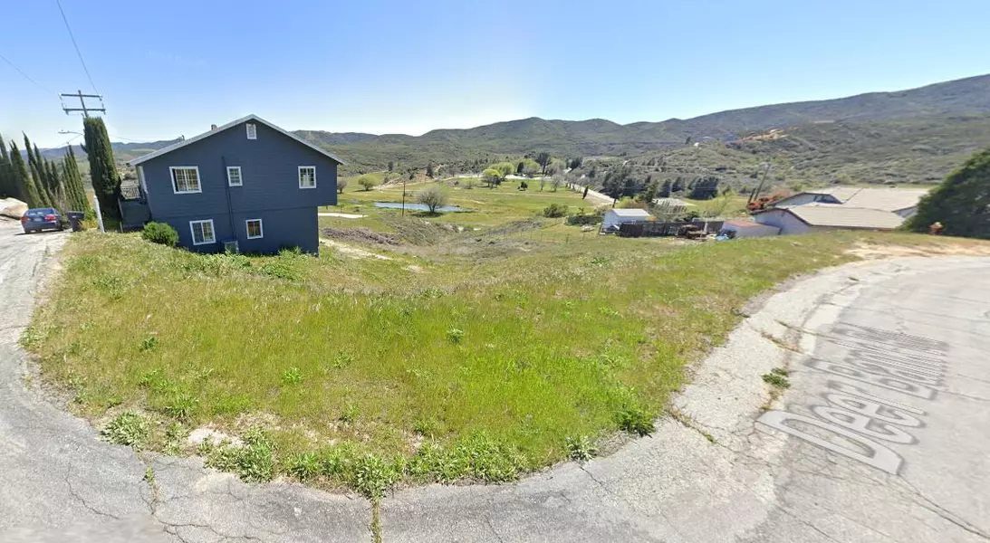 14648 Deer Bank RD, Lake Elizabeth, CA 93532