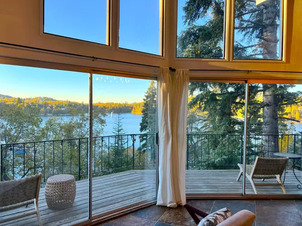 28919 Palisades DR, Lake Arrowhead, CA 92352