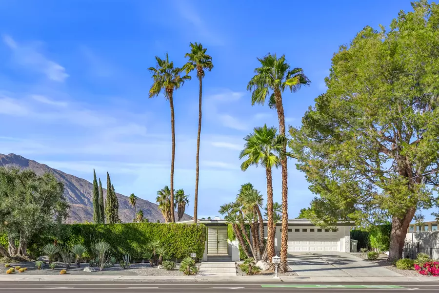 1350 E Murray Canyon DR, Palm Springs, CA 92264