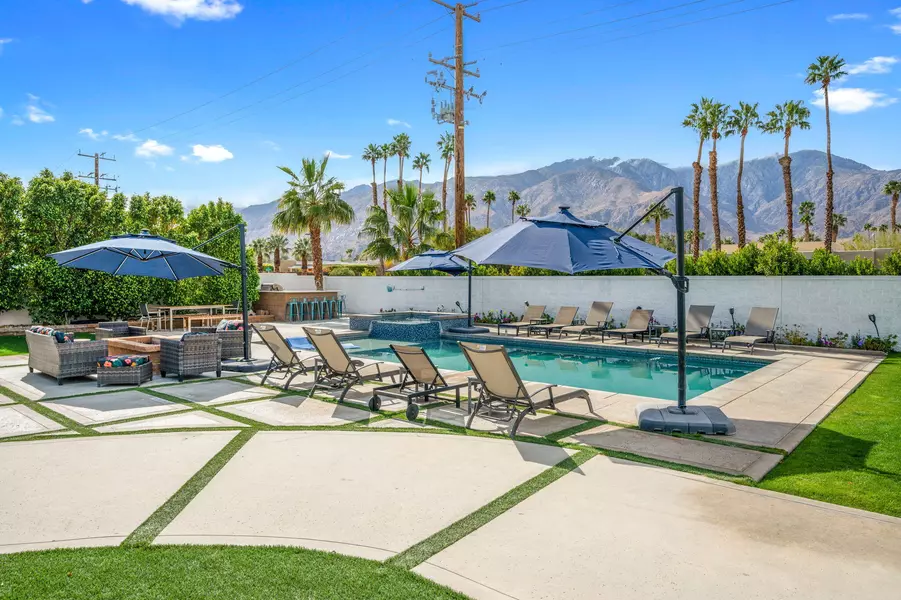 2932 N Sunrise WAY, Palm Springs, CA 92262