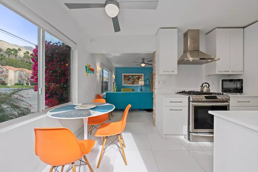 2290 S Palm Canyon DR #8, Palm Springs, CA 92264