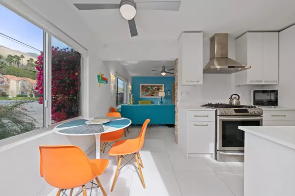 2290 S Palm Canyon DR #8,  Palm Springs,  CA 92264