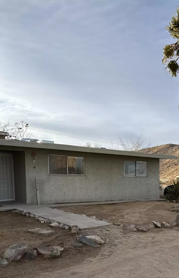 Joshua Tree, CA 92252,5958 El Reposo ST