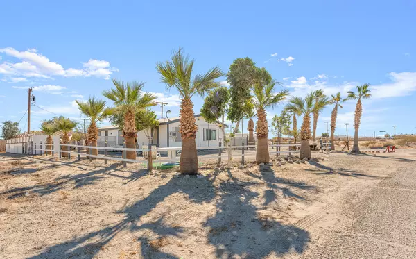 2342 Sand Jewel AVE, Thermal, CA 92274