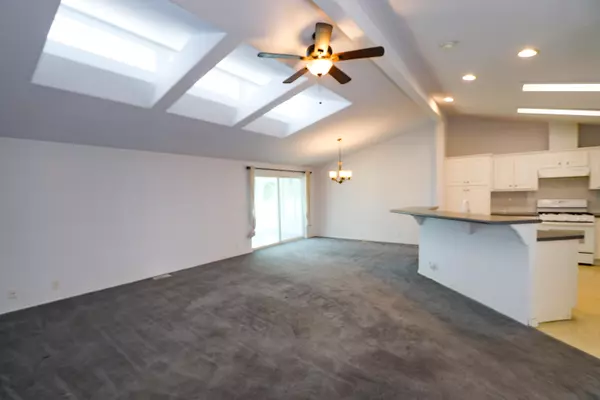 Desert Hot Springs, CA 92240,15300 Palm DR #38