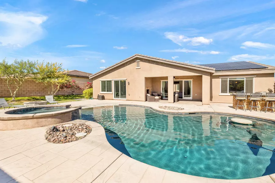 73685 Vermeer WAY, Palm Desert, CA 92211