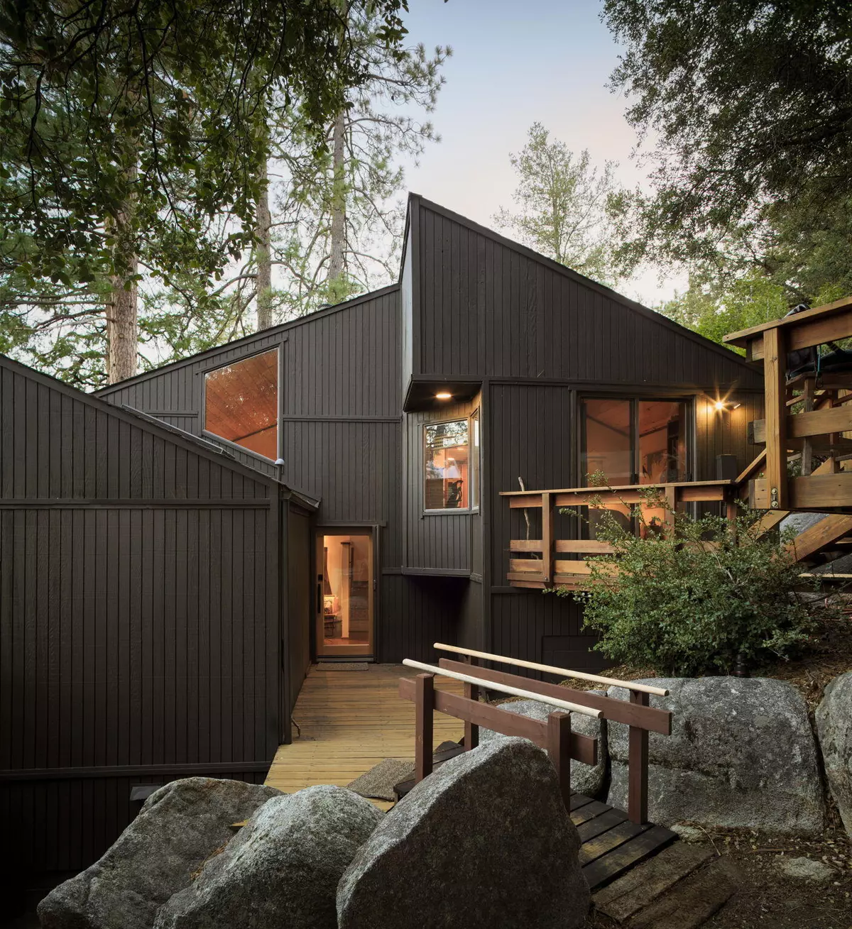 Idyllwild, CA 92549,53590 Jeffrey Pine RD