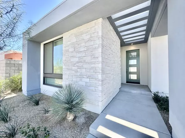 Palm Springs, CA 92262,379 Fountain DR