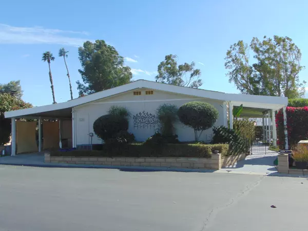 Palm Desert, CA 92260,73450 Country Club DR #335