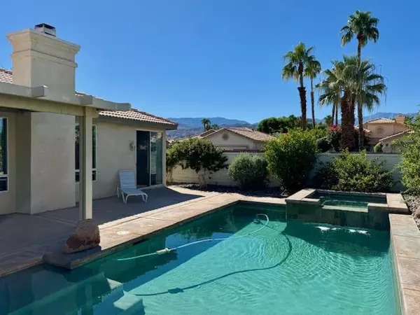 Palm Desert, CA 92260,230 Strada Fortuna