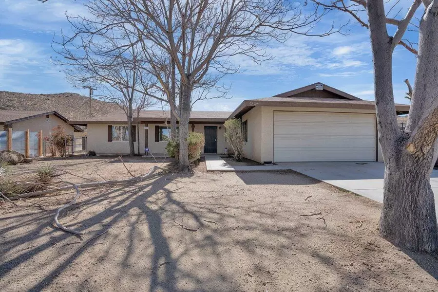 57375 Navajo TRL, Yucca Valley, CA 92284