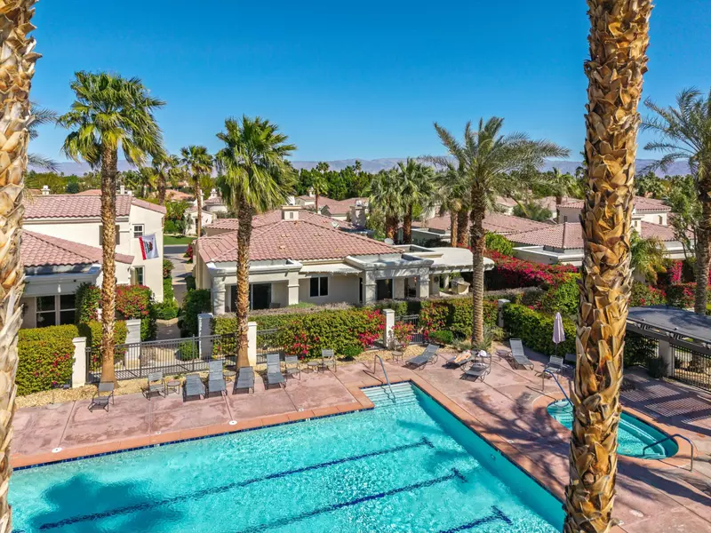 80817 Via Puerta Azul, La Quinta, CA 92253