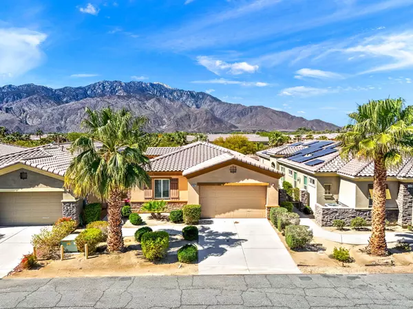 28621 W Natoma DR, Cathedral City, CA 92234
