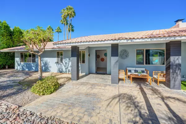 Palm Springs, CA 92264,690 E Sierra WAY