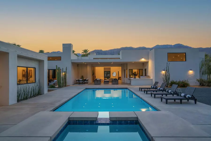 3192 E Bogert TRL, Palm Springs, CA 92264