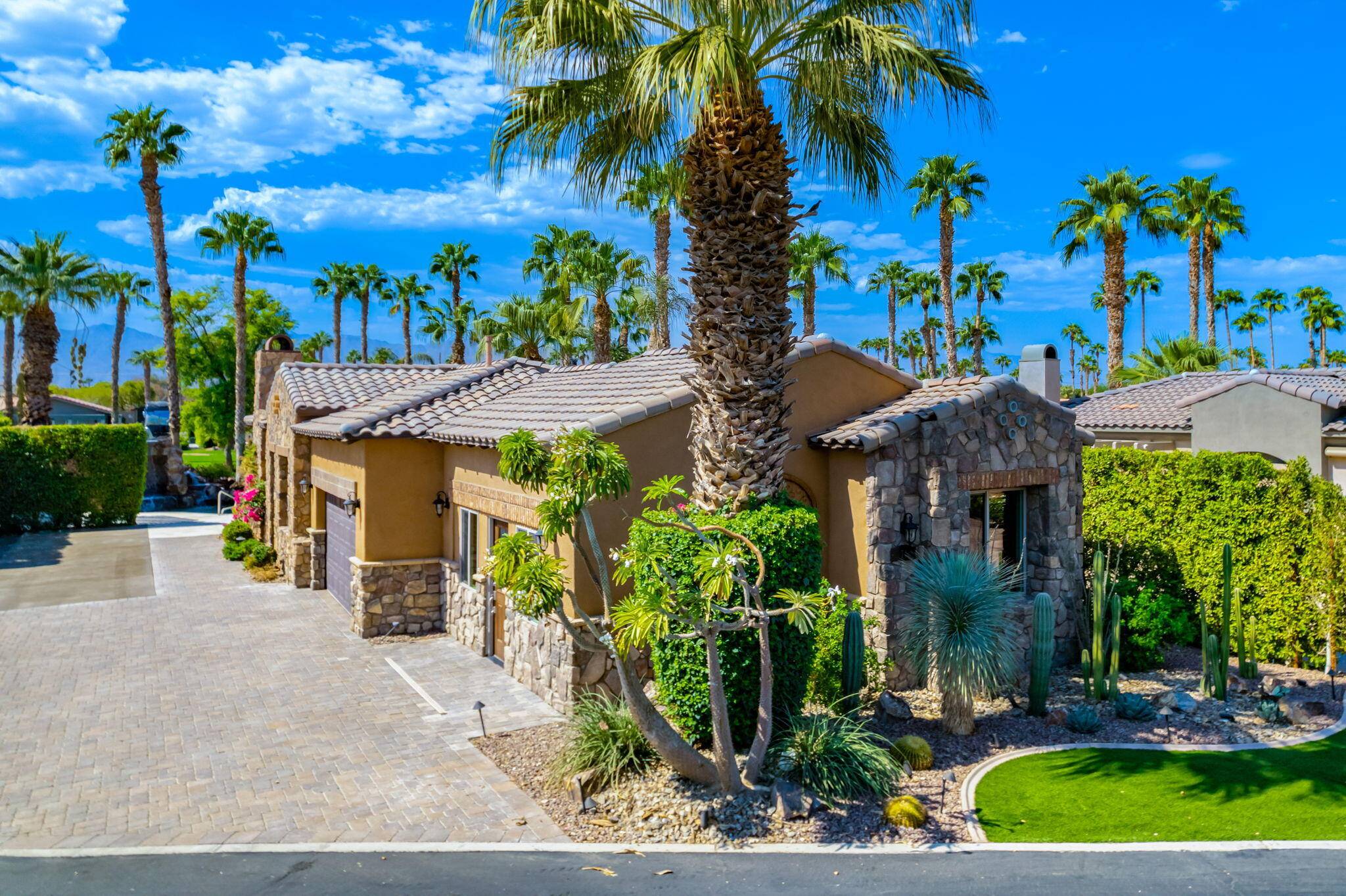 Indio, CA 92201,48170 Hjorth ST #71