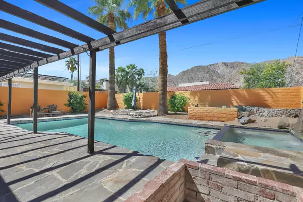 52605 Avenida Alvarado, La Quinta, CA 92253