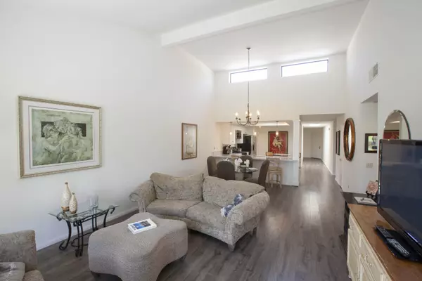 Palm Desert, CA 92211,76131 Impatiens CIR