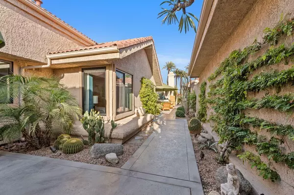 Palm Desert, CA 92260,12 Galicia CT