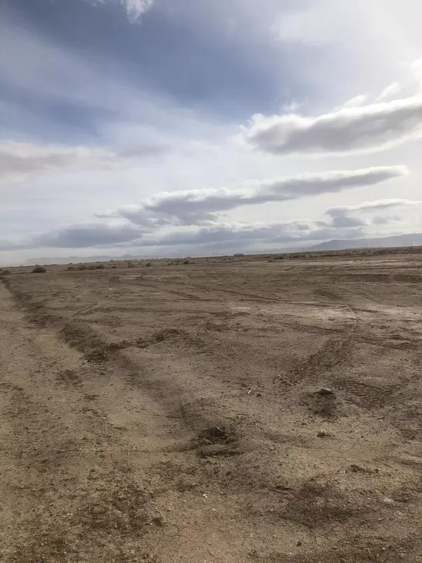 Thermal, CA 92274,1947 Bartle PL