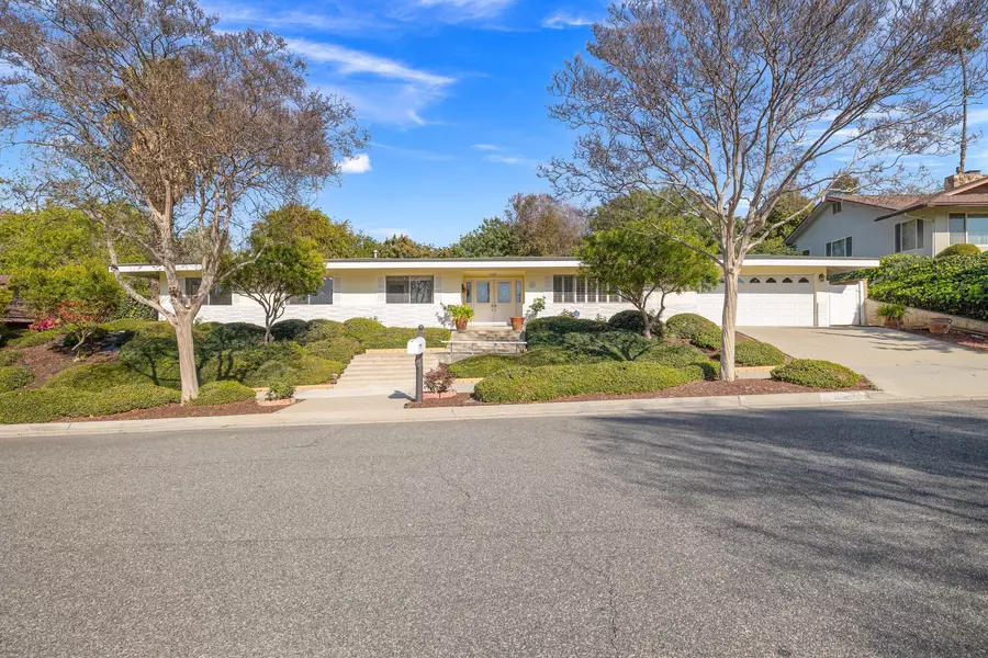 5284 Bardwell AVE, Riverside, CA 92506