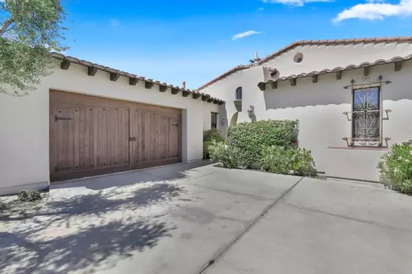 La Quinta, CA 92253,51865 Via Roblada