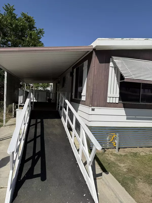 Indio, CA 92201,80870 Hwy 111 Space 175