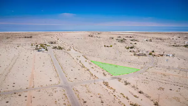 Thermal, CA 92274,1404 Beach Club DR