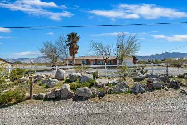 Lucerne Valley, CA 92356,32649 Zircon RD