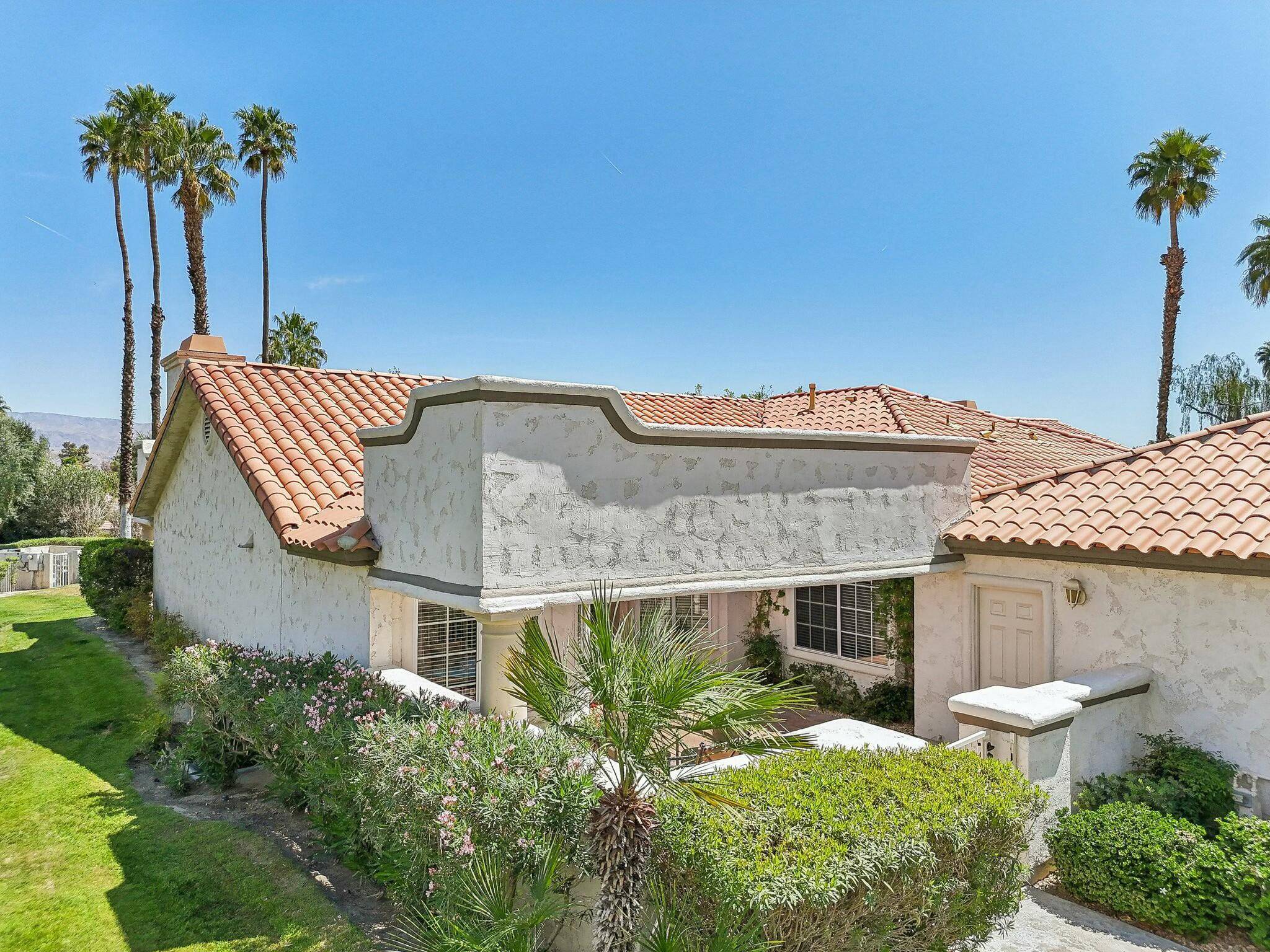 152 Falls CT, Palm Desert, CA 92211