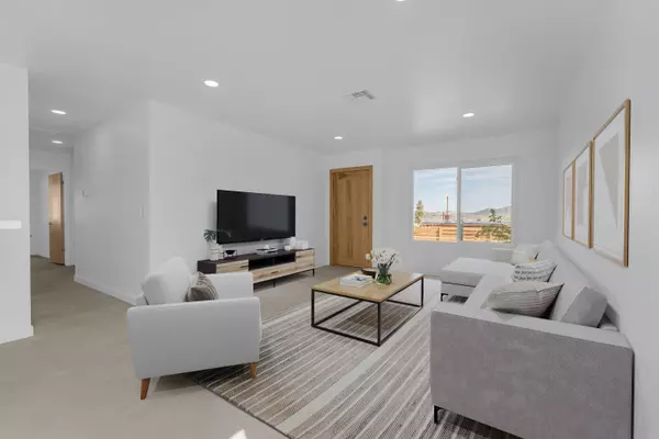 Joshua Tree, CA 92252,60711 Natoma TRL