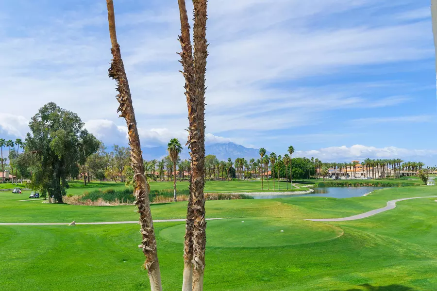 141 Desert Falls CIR, Palm Desert, CA 92211