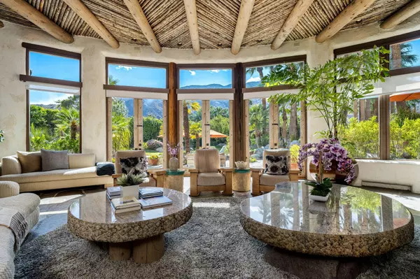 475 S Via Las Palmas, Palm Springs, CA 92262