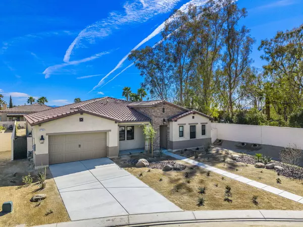 La Quinta, CA 92253,57600 Cherrywood PL